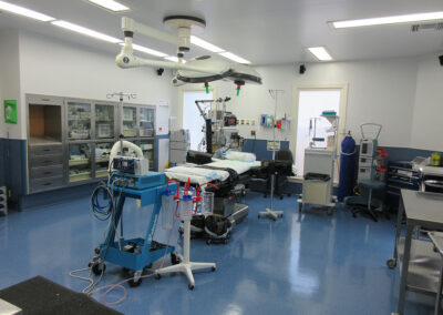 Iris Surgery Center - Operating Room - View 3